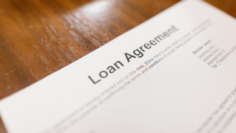 Expert Advice for Young People on Navigating the Loan Market