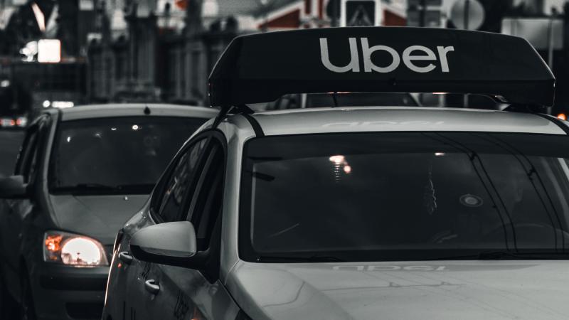 Uber Driver's Act of Integrity: Returning $8,000 Christmas Cash