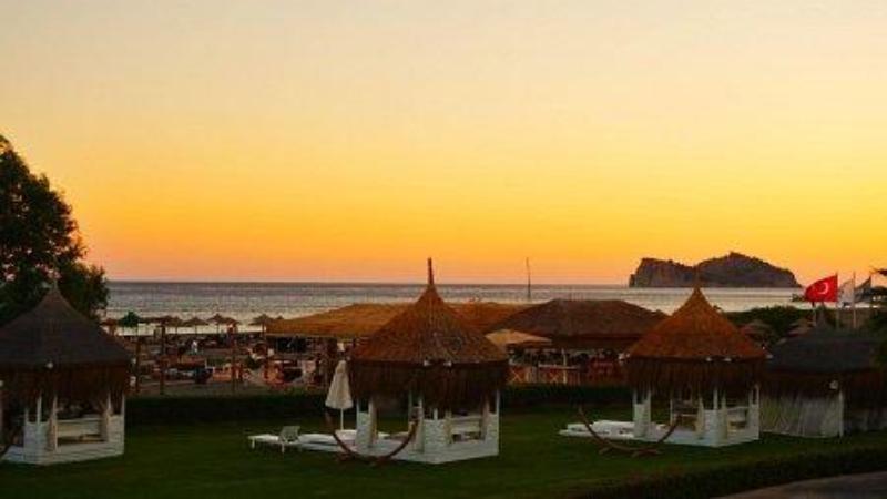 Antalya: Coastal Retreats