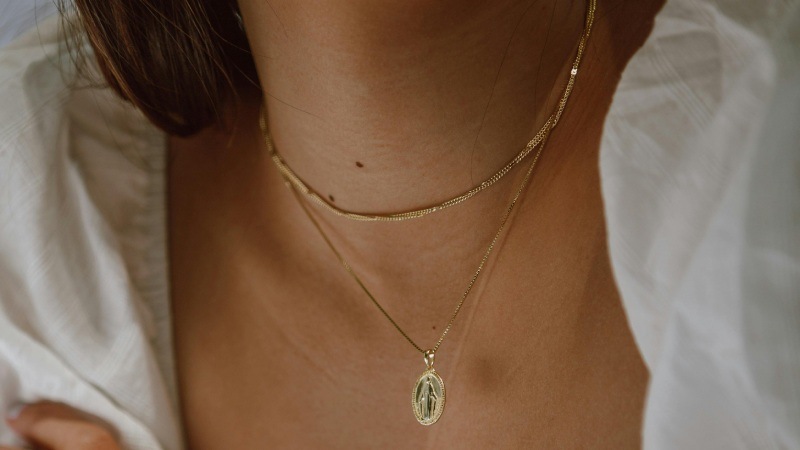 Leora Unveils a Stunning New Gold Jewelry Collection for Women