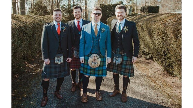 Shop Burns Night Essentials – Kilts, Jackets & Accessories for the Perfect Look!