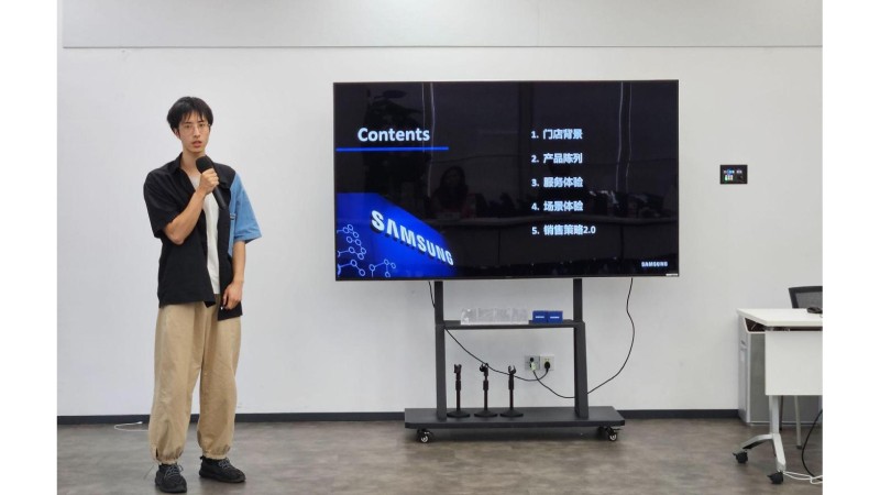 Samsung Designer Yongzun Wu: Pioneering AI Innovation