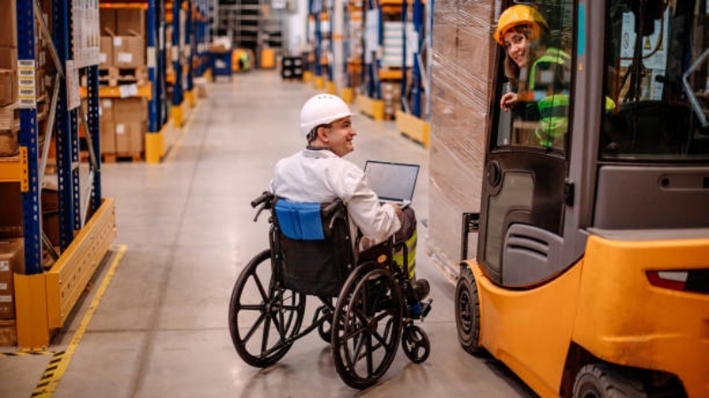 How Do Assistance Systems Support Employees with Disabilities?