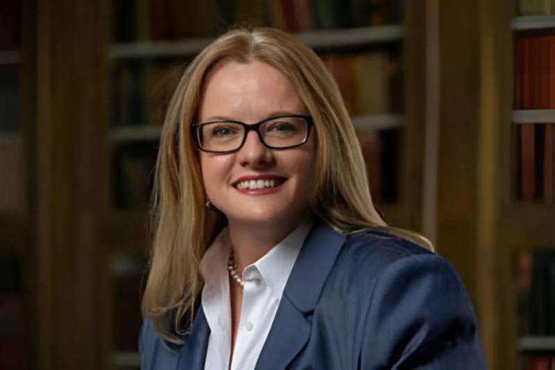 Top Attorneys Leading Legal Experts
: Dawn L. Hassell